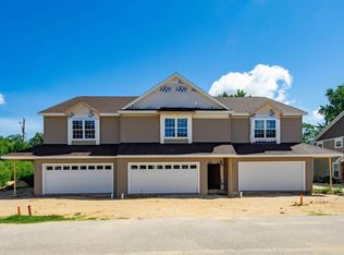 938 Keenan Ct, South Bend, IN 46615
