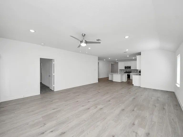 31138 Warwick Coast Ct — Photo 18
