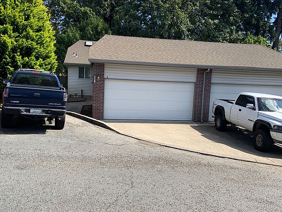 2nd image of 2007 SE 114th Ct APT A