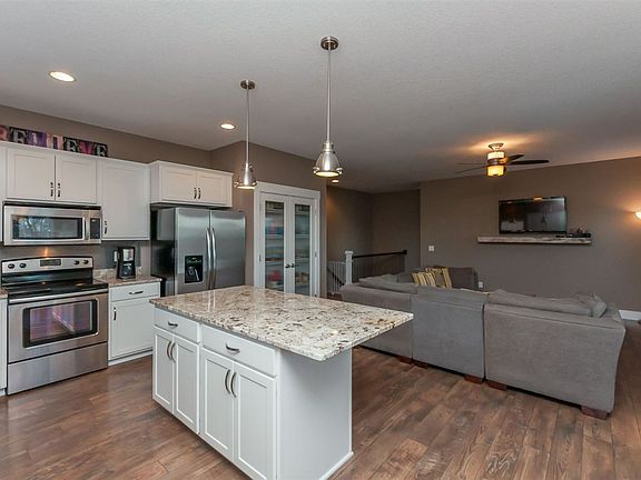 4th image of 1525 Timber Wolf Dr