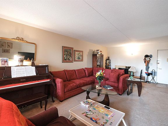 4th image of 1919 Madison Avenue #702