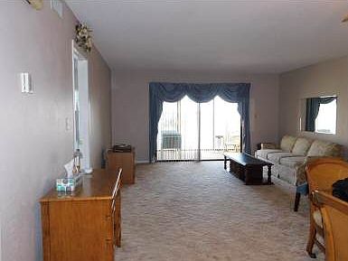 4th image of 506 Lake Clay Dr S