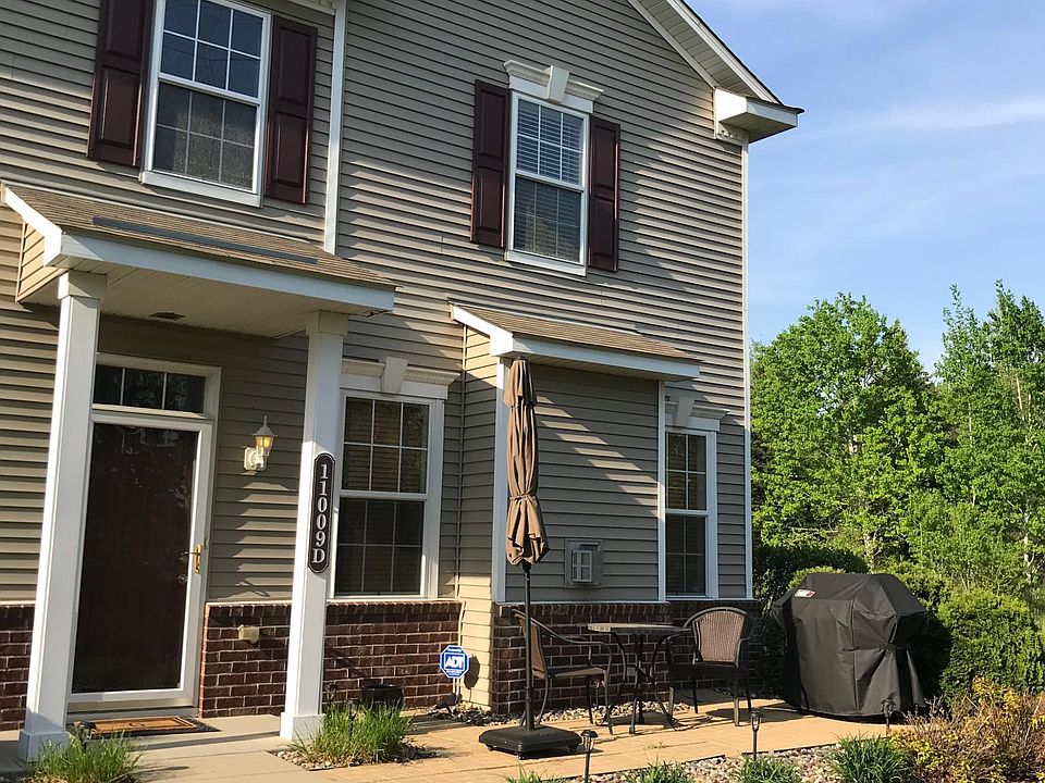 1st image of 11009 Oak Grove Cir