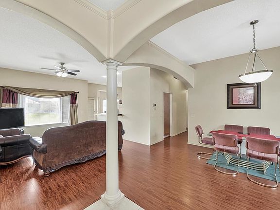 5th image of 2788 N Parkwood Ln