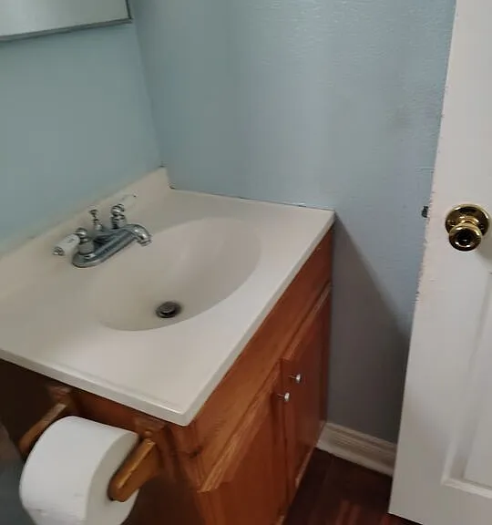 10516 Avalon Blvd — Photo 16