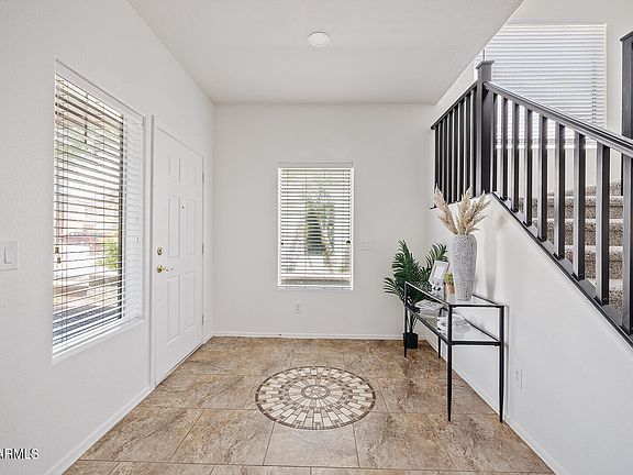 4th image of 765 E HEATHER Drive