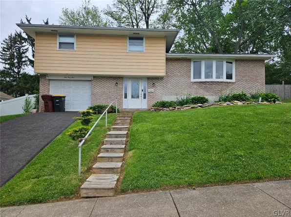 944 N Poplar St, Whitehall, PA 18052
