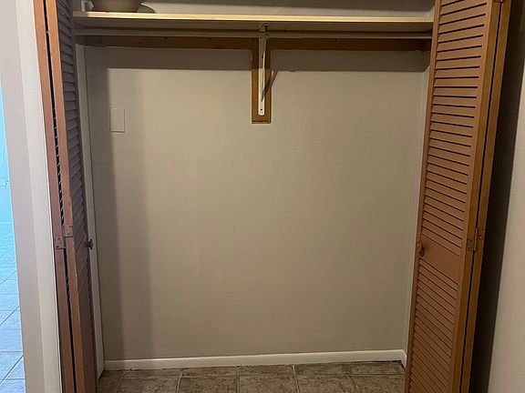 2nd image of 723 E Concord St #5