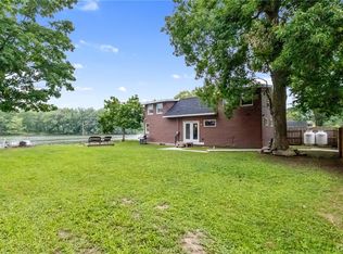 1082 Lynch Rd, Baldwinsville, NY 13027