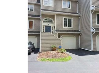 438 Wooded Way, Newtown Square, PA 19073