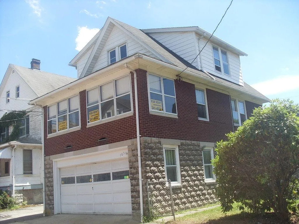 165 Jacob St photo 1