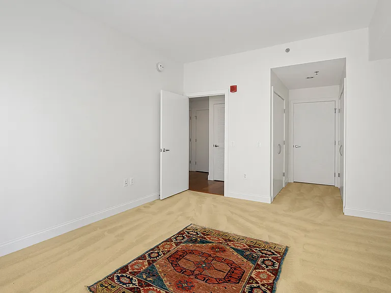 20 2nd St #522 — Photo 8