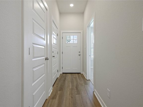 4th image of 2776 Messenger Way