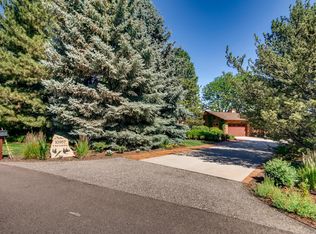10957 W Bear Creek Dr, Lakewood, CO 80227