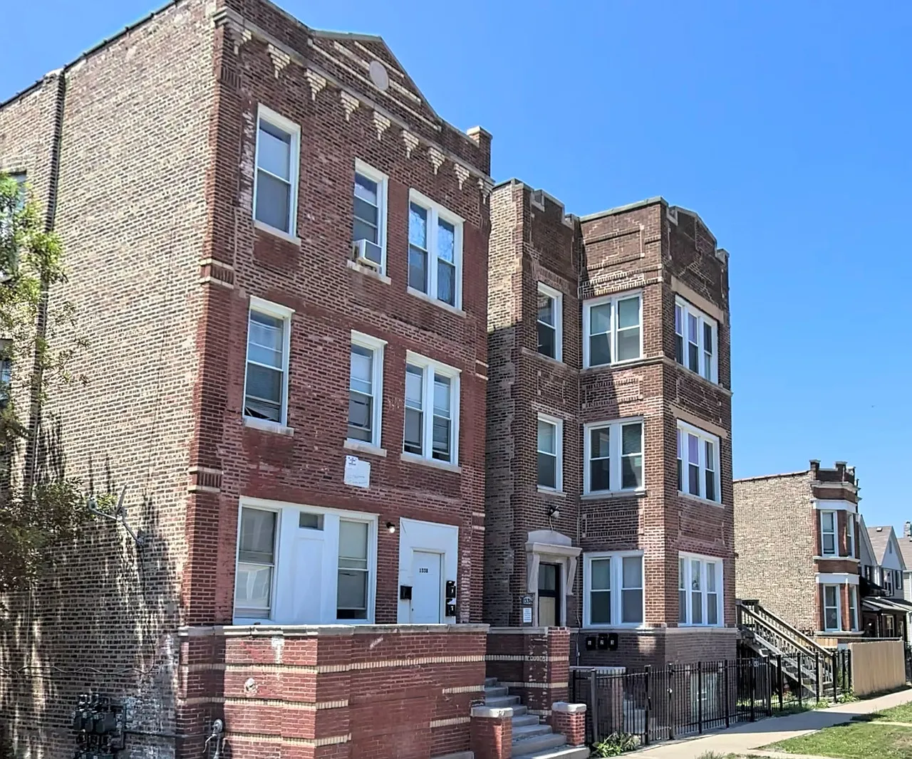 2 bed, 750 sqft, $1,300 — Photo 3