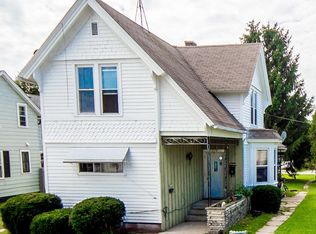 1618 S 13th St, Sheboygan Fls, WI 53081