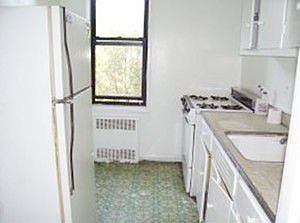 5th image of 2685 E 7th St APT 2N