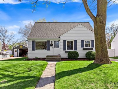 1256 Kelsey St NE, Grand Rapids, MI, 49505