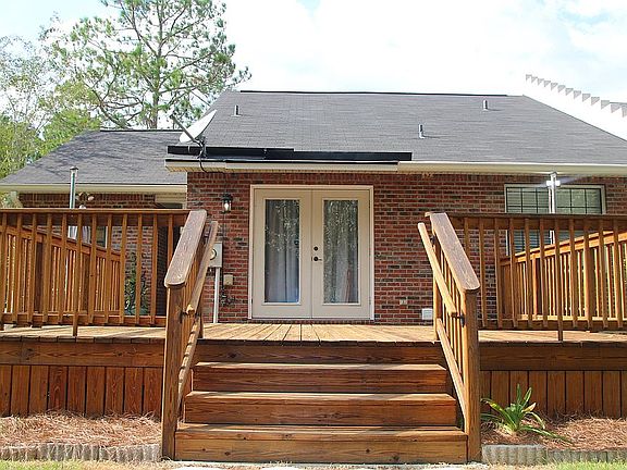 2nd image of 113 Southgate Dr