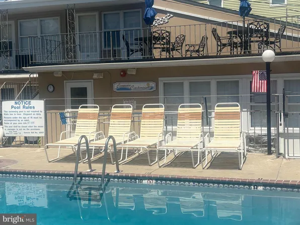 422 E 4th Ave #104, North Wildwood, NJ 08260