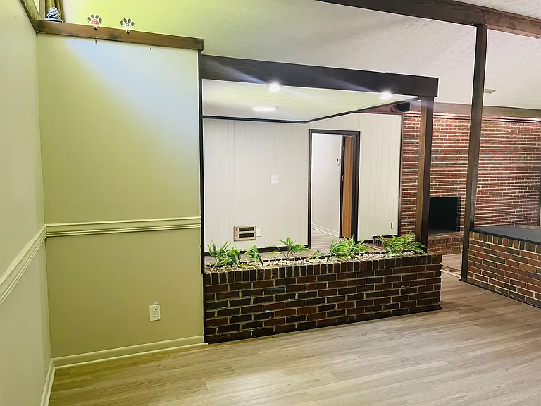 163 Old Norton Rd — Photo 13