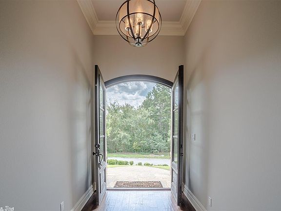 2nd image of 165 Dellmere Dr