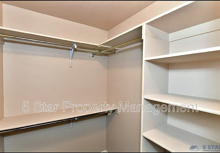 963 Aircoupe Way — Photo 30