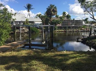 2977 Orange St, Naples, FL 34112