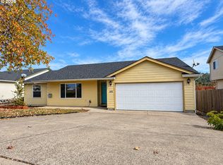 185 SE Lebleu Ln, Winston, OR 97496