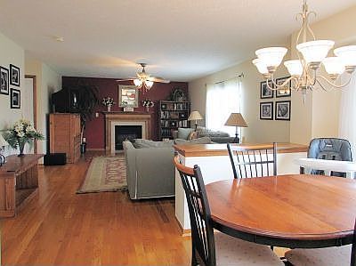 2nd image of 64 Rollingwood Dr