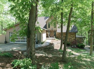 2801 Wolf Creek Ct, Columbia, MO 65203