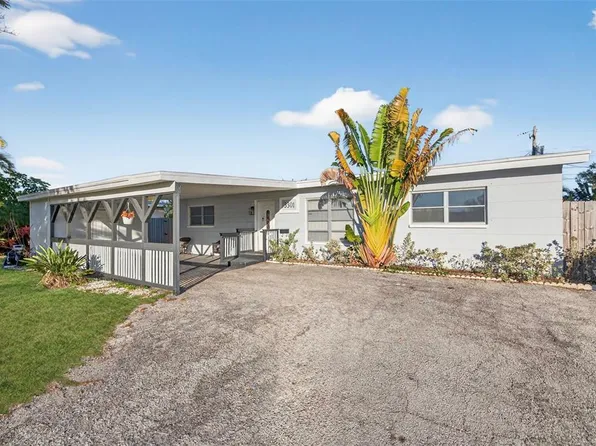 3301 70th Ln N, Saint Petersburg, FL 33710