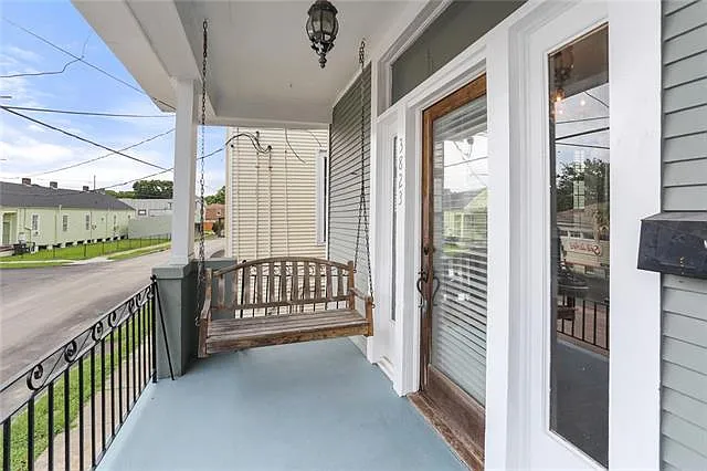 3823 Dryades St — Photo 2
