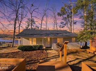 424 Henry Higgins Rd, Jackson, GA 30233