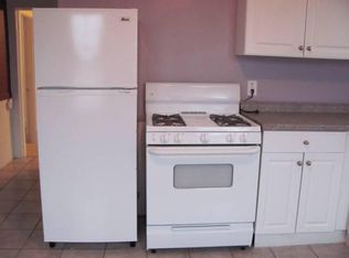 34 W 5th St, Lowell, MA 01850