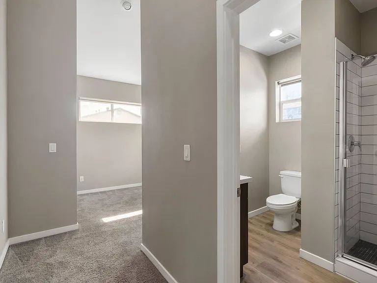 809 Forest St — Photo 13