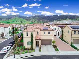 20831 W Acorn Cir, Northridge, CA 91326