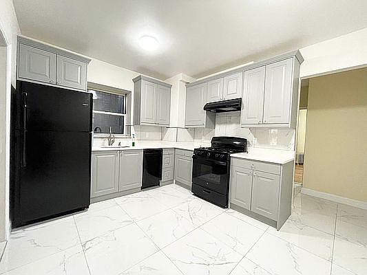 1st image of 3412 31st Ave Floor 2