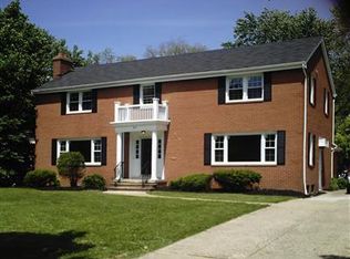 3015 Van Aken Blvd, Shaker Heights, OH 44120
