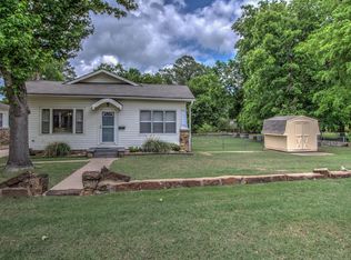 1305 E 7th St, Okmulgee, OK 74447