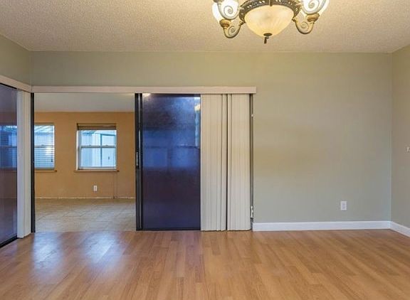 3rd image of 10305 Brynwood Ln