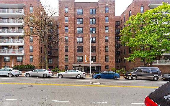 5th image of 6310 108th St APT 5E