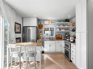 1550 W Palais Rd #B, Anaheim, CA 92802