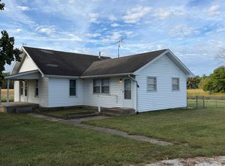 2157 State Highway 130, Charleston, IL 61920