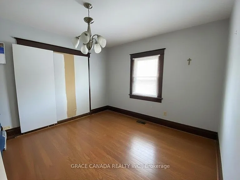 4765 6th Ave #MAIN LEVEL — Photo 6