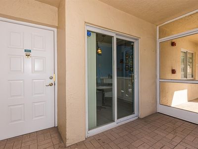 9539 W Weldon Circle #F-201, Fort Lauderdale, FL, 33321