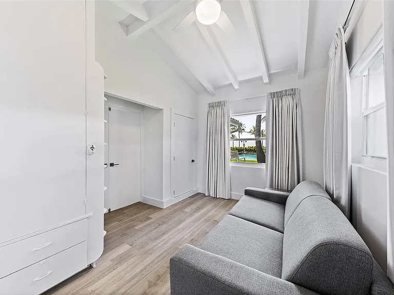 1663 N Fort Lauderdale Beach Blvd — Photo 22
