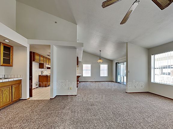 3rd image of 1735 Willow Ave