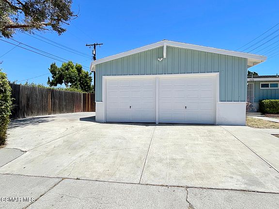 4th image of 1404 4th St