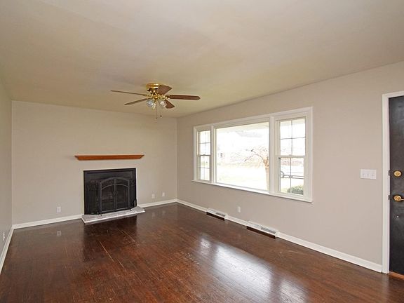 3rd image of 117 Symmes Ave